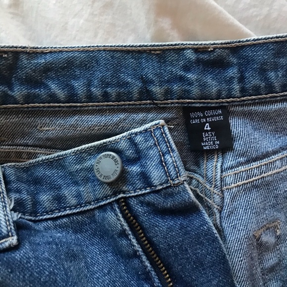 NY & Company High Waisted Jeans - Picture 7 of 7